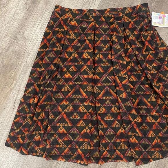 NWT Lularoe Skirt Size 2X A-Line Tribal Southwest geometric black office pockets - Picture 1 of 6